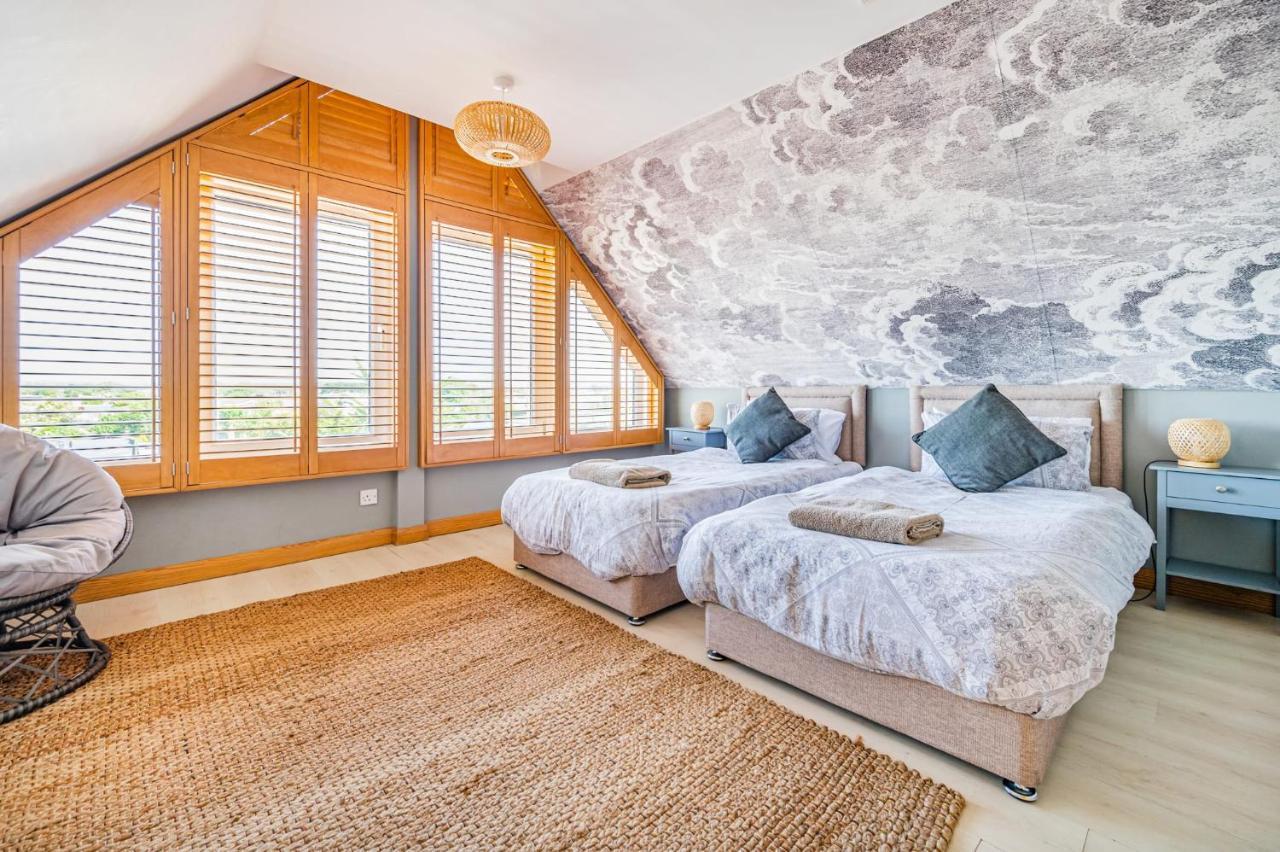 Pebble Paradise Beachfront Family Getaway Pevensey Eksteriør billede