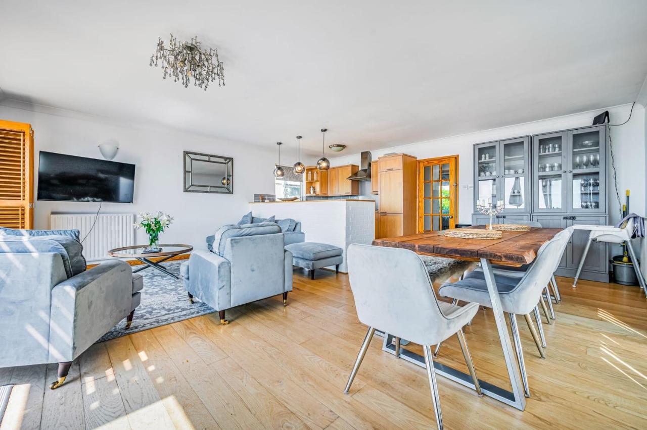 Pebble Paradise Beachfront Family Getaway Pevensey Eksteriør billede